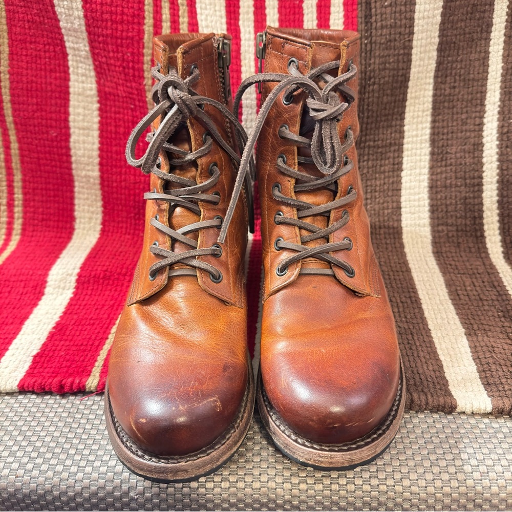 Freebird Women’s MANCHESTER Leather Lace-Up Zippered Booties - Size 9 - Picture 2 of 11